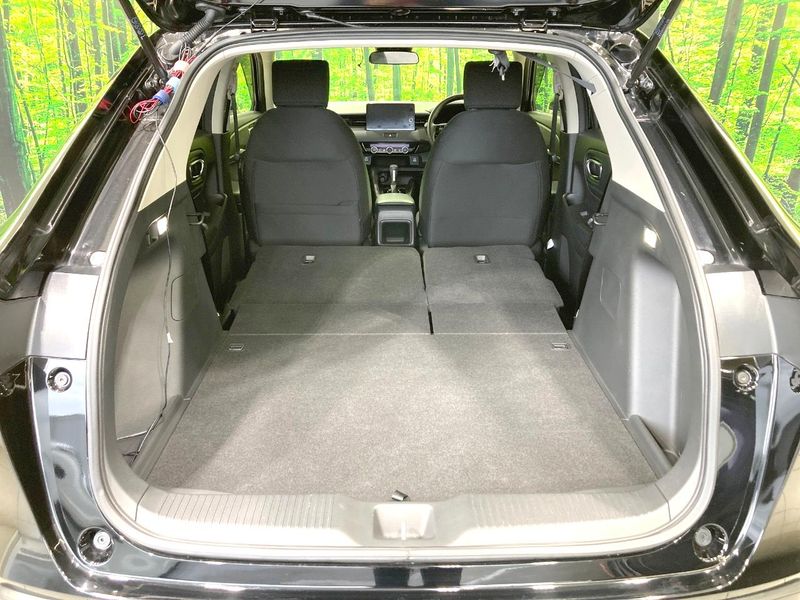 2022 Honda Vezel 6AA-RV5 (UW-6a9a38b7935c9)[22]
