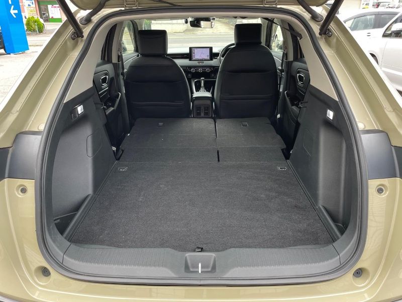 2021 Honda Vezel 6AA-RV6 (UW-6a9a38c096958)[26]