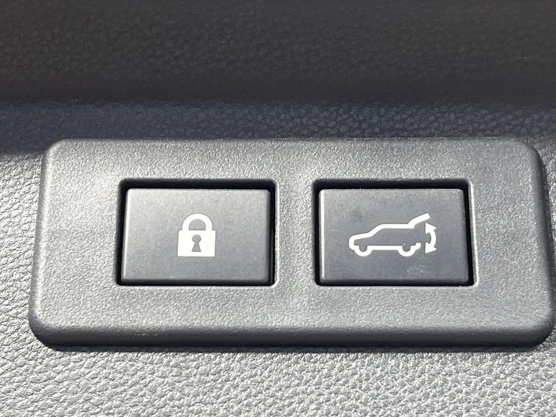 2018 Subaru Forester 5AA-SKE (UW-6a9a38d755487)[26]
