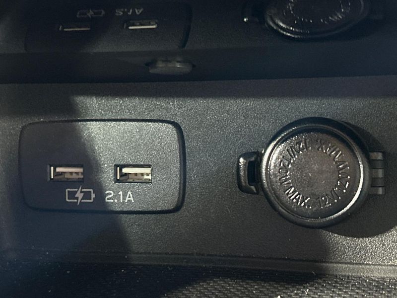 2020 Subaru Forester 5AA-SKE (UW-6a9a38d9b4f92)[26]