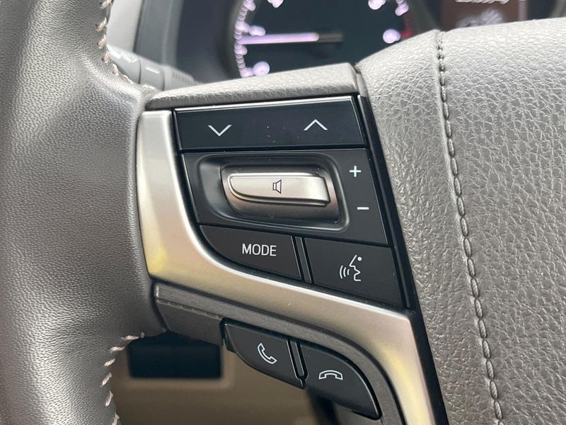2022 Toyota Land Cruiser Prado 3BA-TRJ150W (UW-6a9a38ee61895)[11]