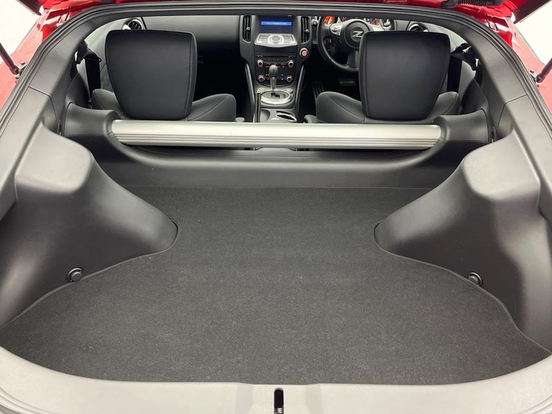 2017 Nissan Fairlady Z CBA-Z34 (UW-6a9a39382ad2d)[24]
