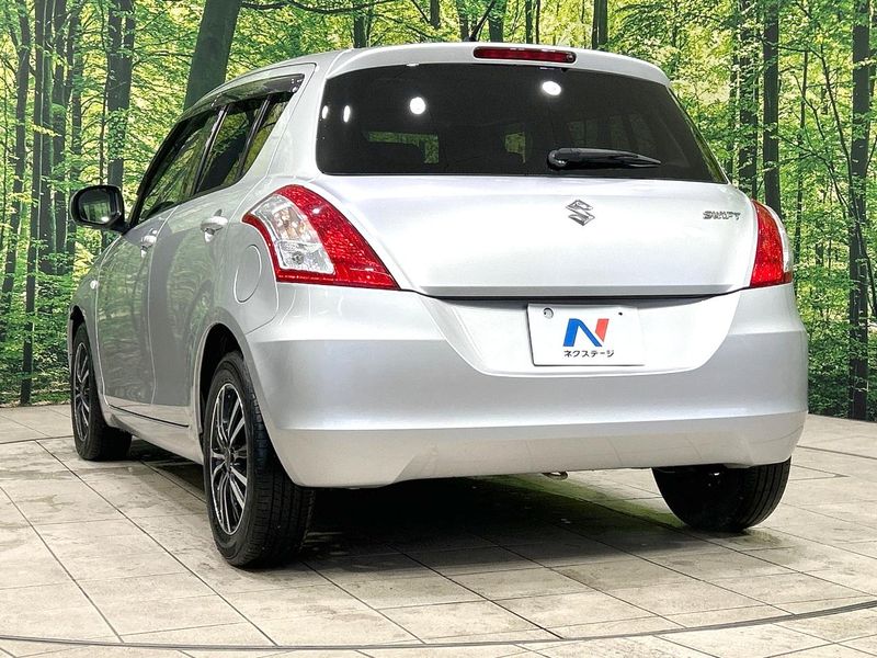 2013 Suzuki Swift DBA-ZC72S (UW-6a9a393c40f83)[25]