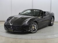 2017 Ferrari California T ABA-F149DD