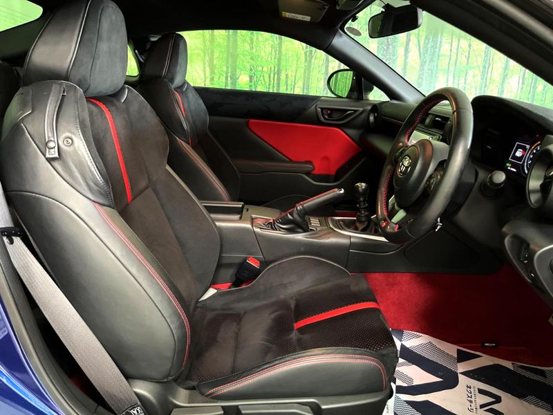 2022 Toyota GR86 3BA-ZN8 (UW-6a9a39434888b)[16]