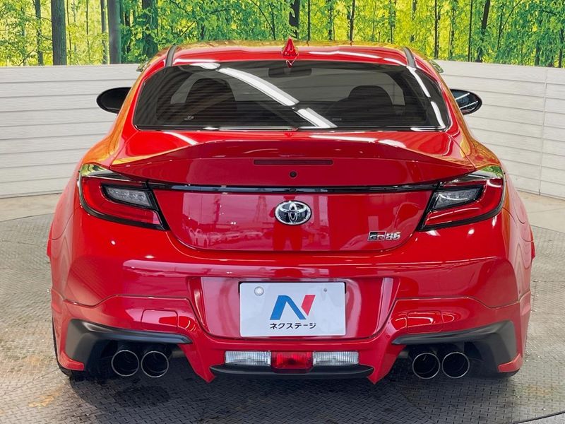 2023 Toyota GR86 3BA-ZN8 (UW-6a9a39437537c)[12]