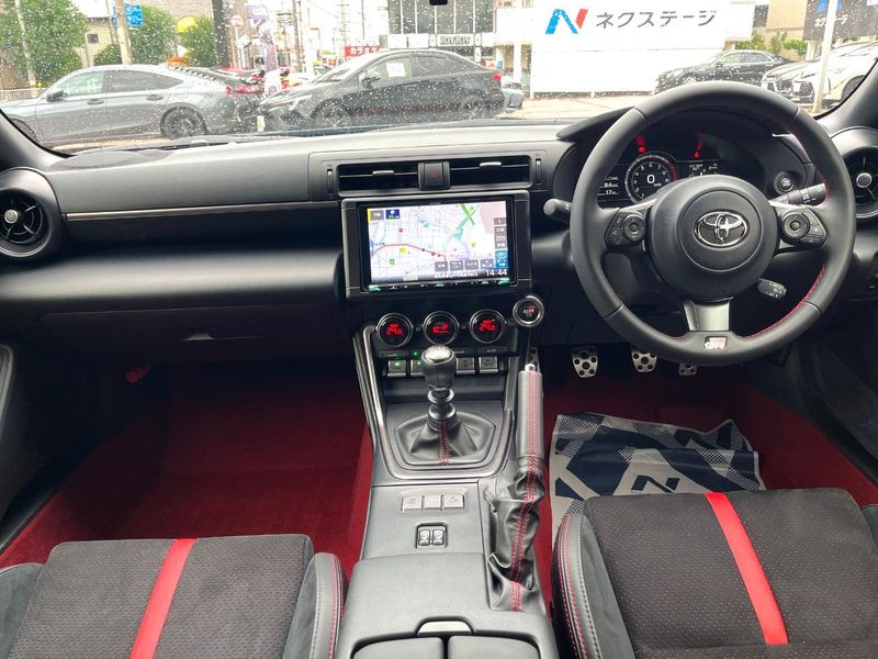 2026 Toyota GR86 3BA-ZN8 (UW-6a9a394508e6d)[28]