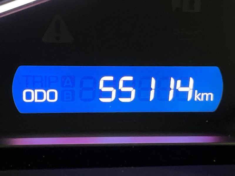2016 Toyota Esquire DBA-ZRR80G (UW-6a9a394974055)[2]
