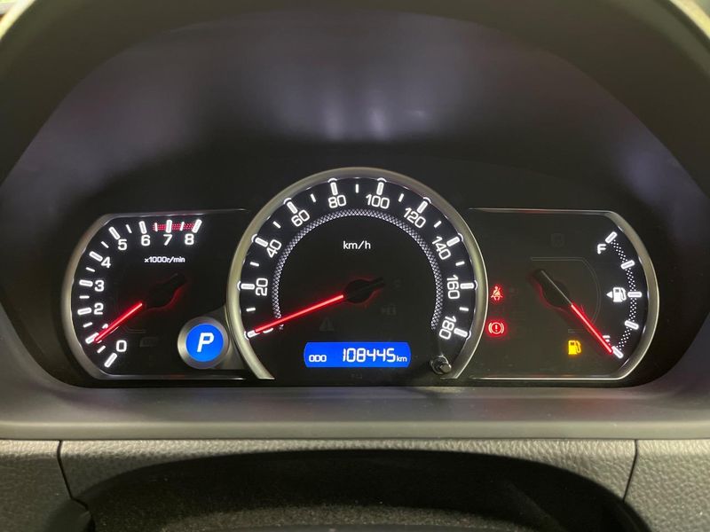 2017 Toyota Noah DBA-ZRR80W (UW-6a9a394b74541)[13]