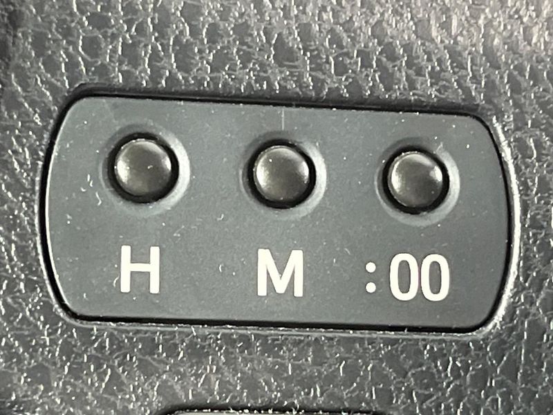 2019 Toyota Voxy DBA-ZRR80W (UW-6a9a39536612a)[16]