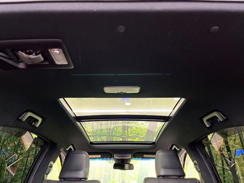 2014 Toyota Harrier DBA-ZSU60W (UW-6a9a395dc78d2)[29]