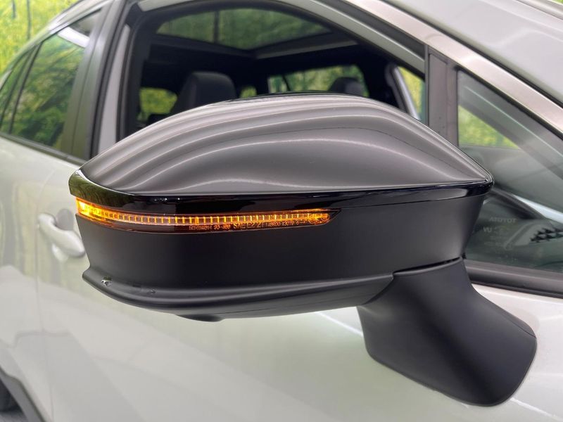 2025 Toyota Corolla Cross 6AA-ZVG13 (UW-6a9a3969f1cfc)[20]