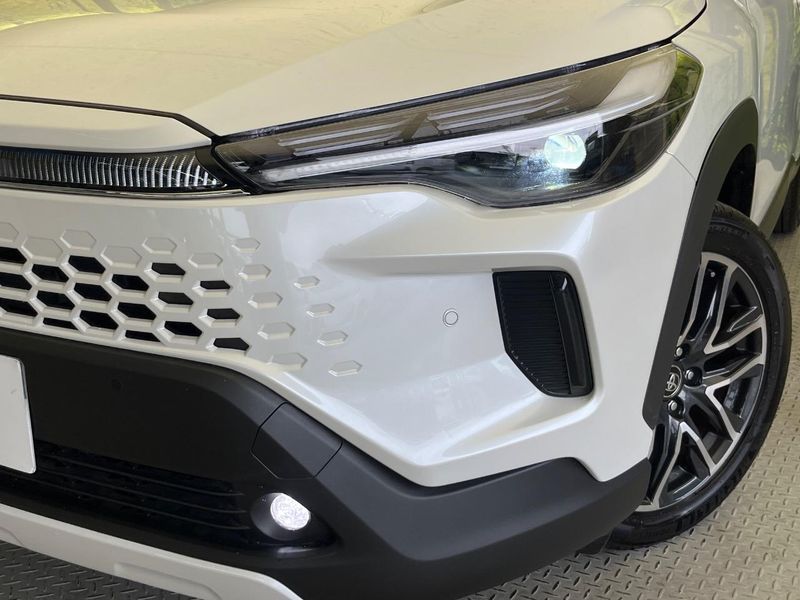 2025 Toyota Corolla Cross 6AA-ZVG13 (UW-6a9a396c34de6)[7]