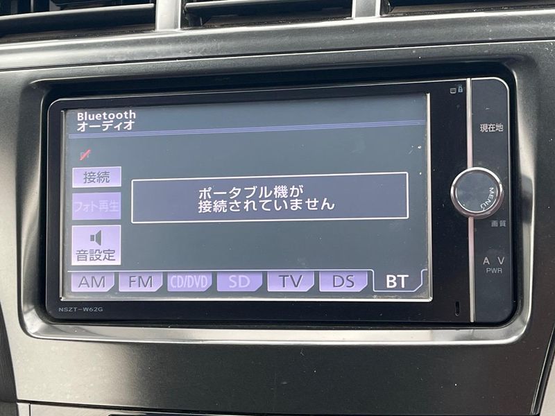2014 Toyota Prius α DAA-ZVW41W (UW-6a9a3972e791a)[8]
