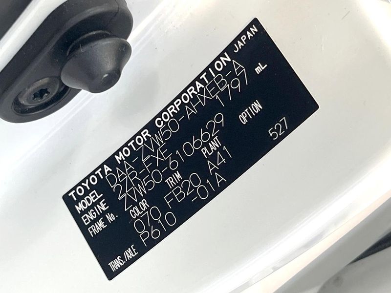 2018 Toyota Prius DAA-ZVW50 (UW-6a9a3976b43c6)[1]