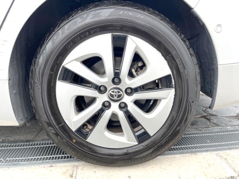 2016 Toyota Prius DAA-ZVW51 (UW-6a9a3979c69ca)[22]