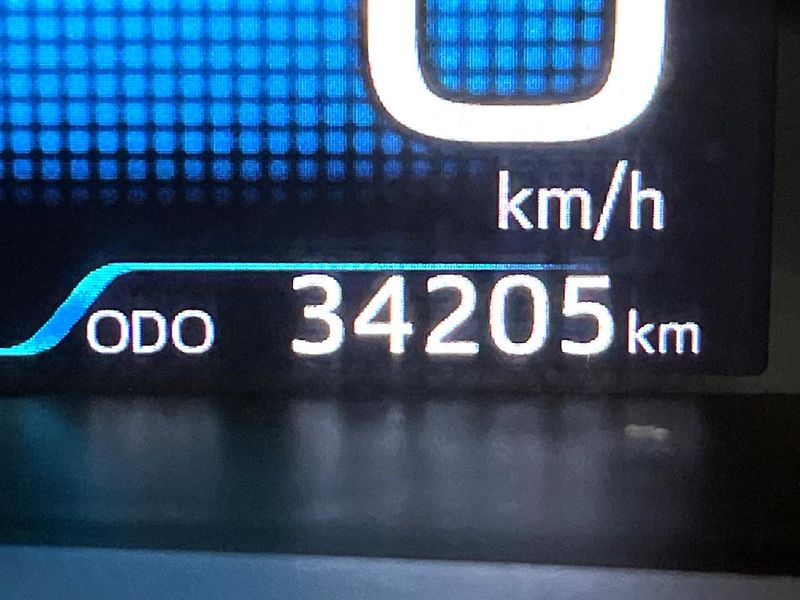 2019 Toyota Prius PHV DLA-ZVW52 (UW-6a9a398110457)[2]