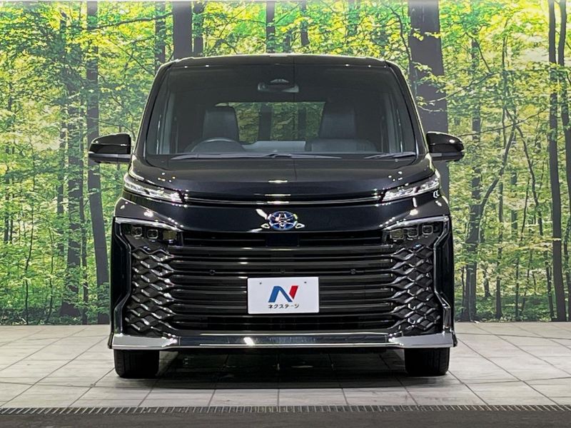 2023 Toyota Voxy 6AA-ZWR90W (UW-6a9a3992841cf)[4]