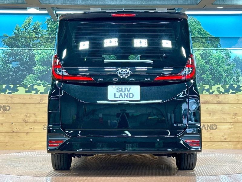 2026 Toyota Noah 6AA-ZWR90W (UW-6a9a399fd197e)[15]