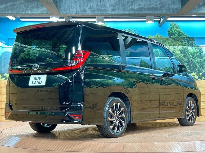 2026 Toyota Noah 6AA-ZWR90W (UW-6a9a399fd197e)[16]