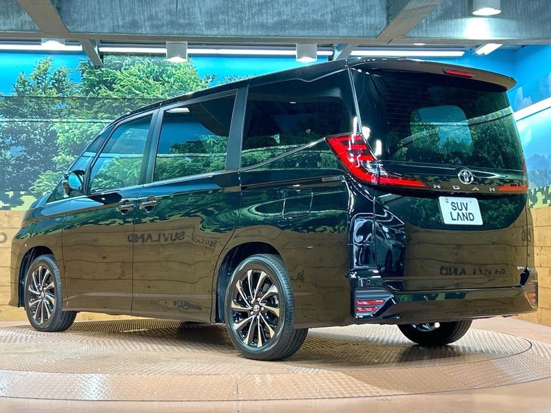 2026 Toyota Noah 6AA-ZWR90W (UW-6a9a399fd197e)[14]