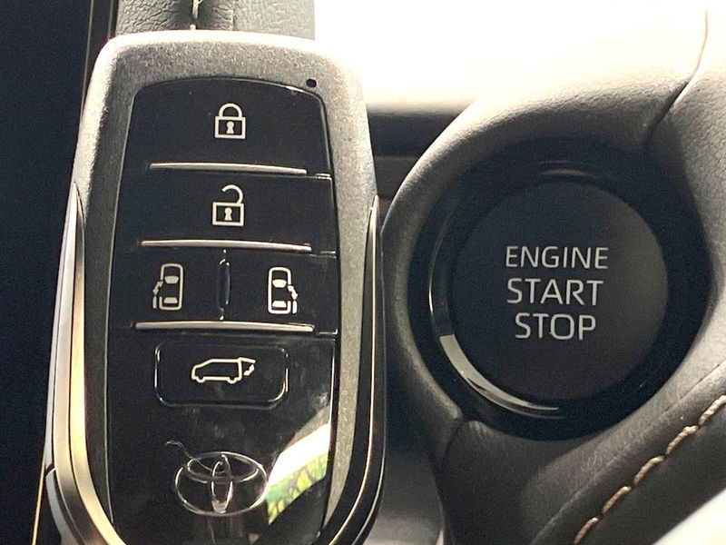 2025 Toyota Alphard 3BA-AGH40W (UW-6a9b86c7c2e2a)[6]