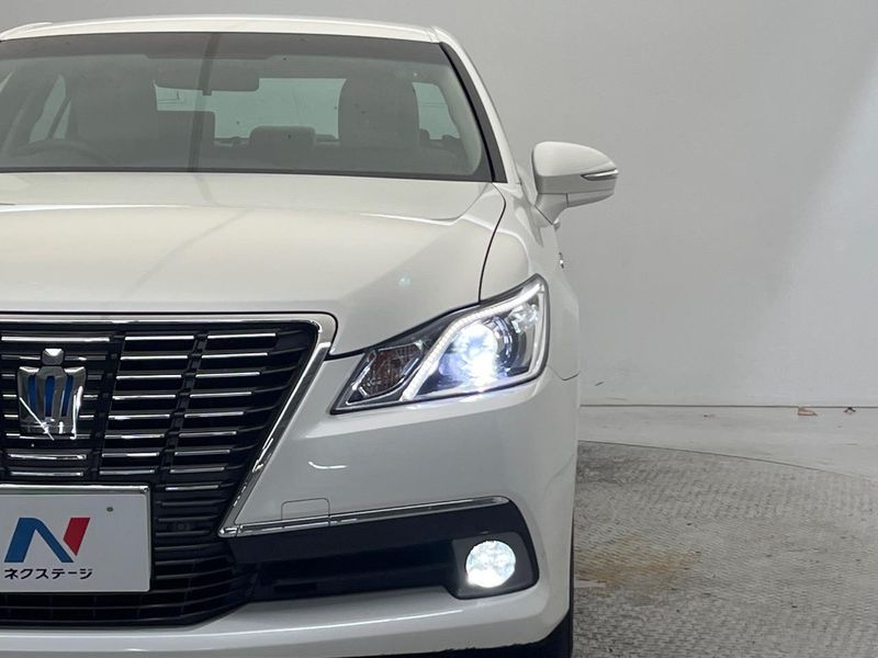 2015 Toyota Crown Hybrid DAA-AWS210 (UW-6a9b86d4466aa)[11]