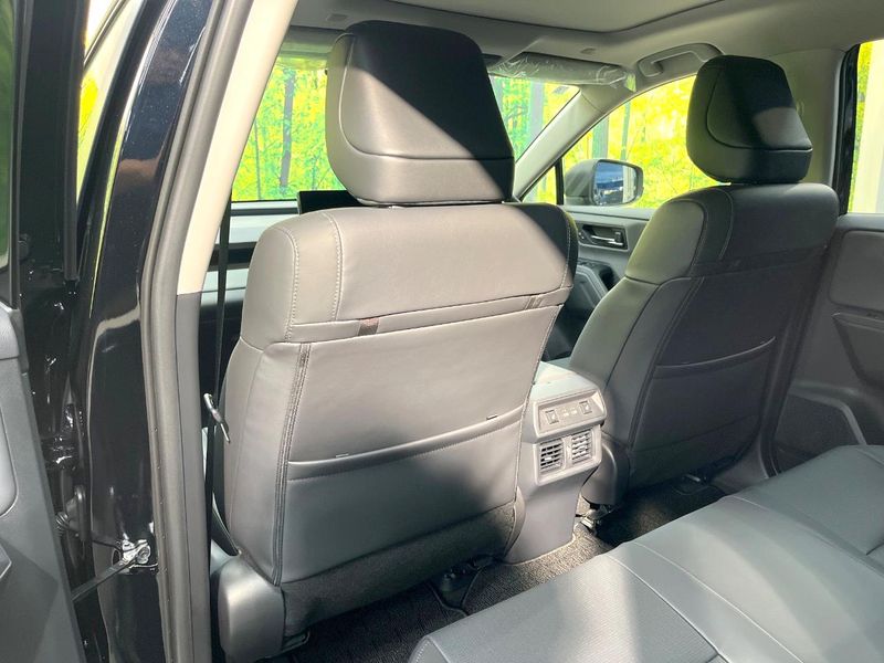 2026 Toyota RAV4 6AA-AXAN64 (UW-6a9b86e09c411)[25]