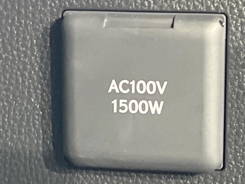 2026 Toyota RAV4 6AA-AXAN64 (UW-6a9b86e271d3a)[11]