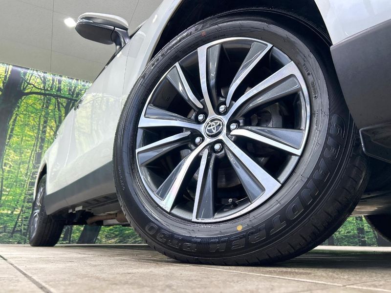 2020 Toyota Harrier Hybrid 6AA-AXUH80 (UW-6a9b86e4dd554)[15]