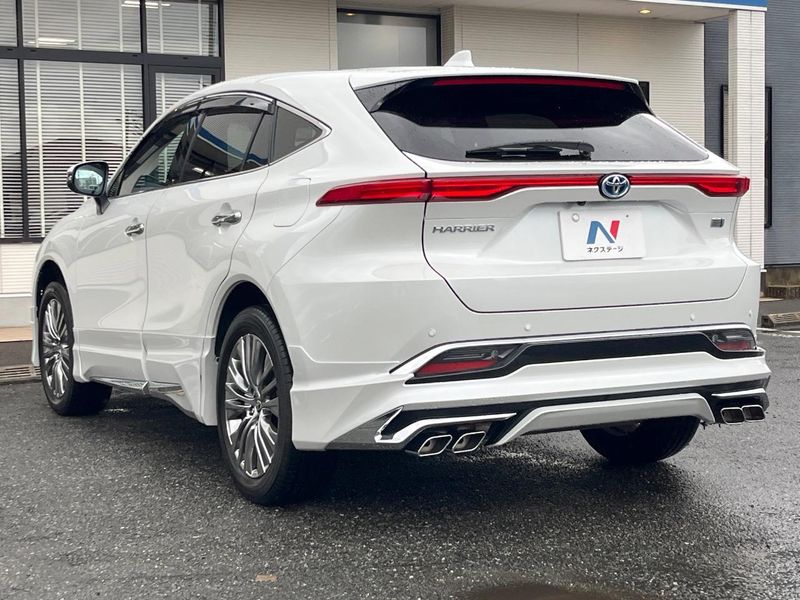 2023 Toyota Harrier Hybrid 6AA-AXUH80 (UW-6a9b86ecc4448)[12]