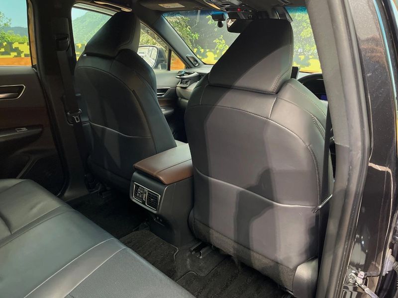 2020 Toyota Harrier Hybrid 6AA-AXUH85 (UW-6a9b86f0af4f2)[21]
