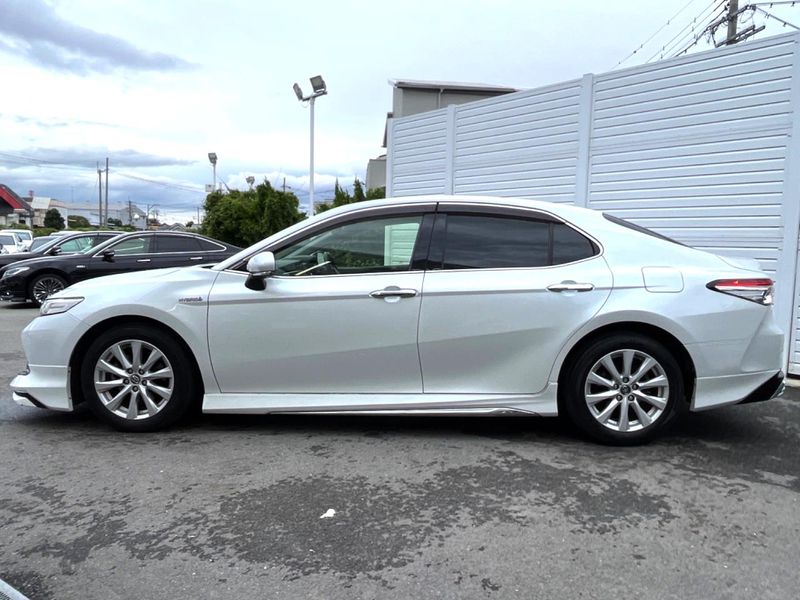 2017 Toyota Camry DAA-AXVH70 (UW-6a9b86f331ddf)[19]