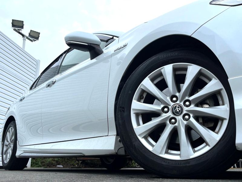 2017 Toyota Camry DAA-AXVH70 (UW-6a9b86f331ddf)[11]