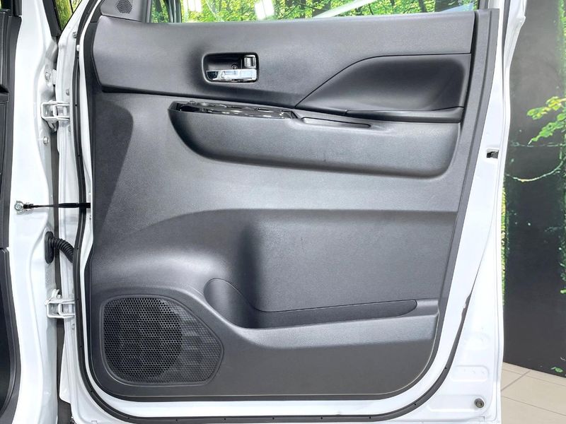 2025 Mitsubishi Delica Mini 5AA-B34A (UW-6a9b871f9b0c1)[24]