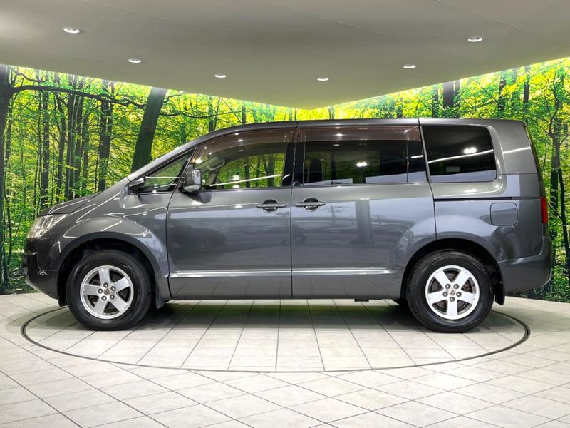 2013 Mitsubishi Delica D:5 DBA-CV2W (UW-6a9b8754994cf)[24]