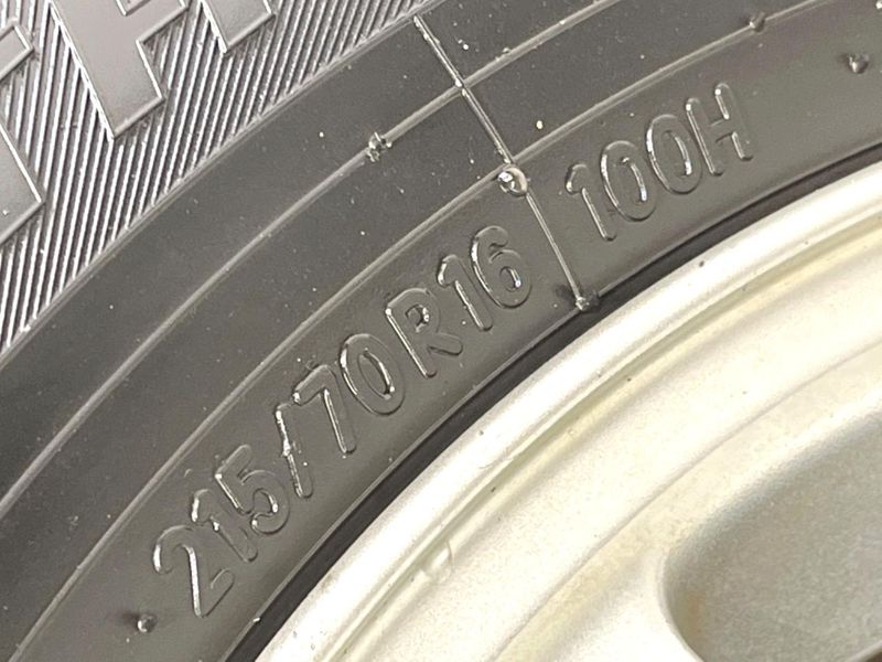 2013 Mitsubishi Delica D:5 DBA-CV2W (UW-6a9b8754994cf)[16]