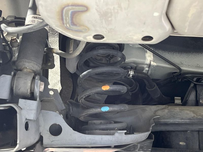 2019 Mazda CX-30 5BA-DMEP (UW-6a9b876860331)[19]