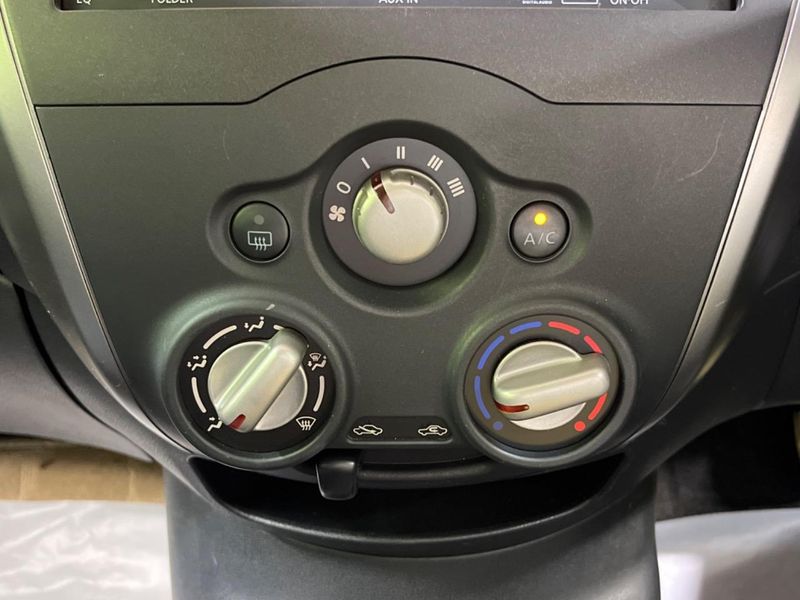 2013 Nissan Note DBA-E12 (UW-6a9b876e21ee3)[12]