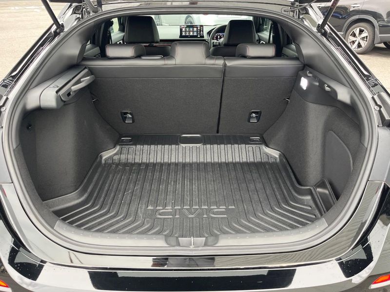 2025 Honda Civic 5BA-FL1 (UW-6a9b878624392)[24]