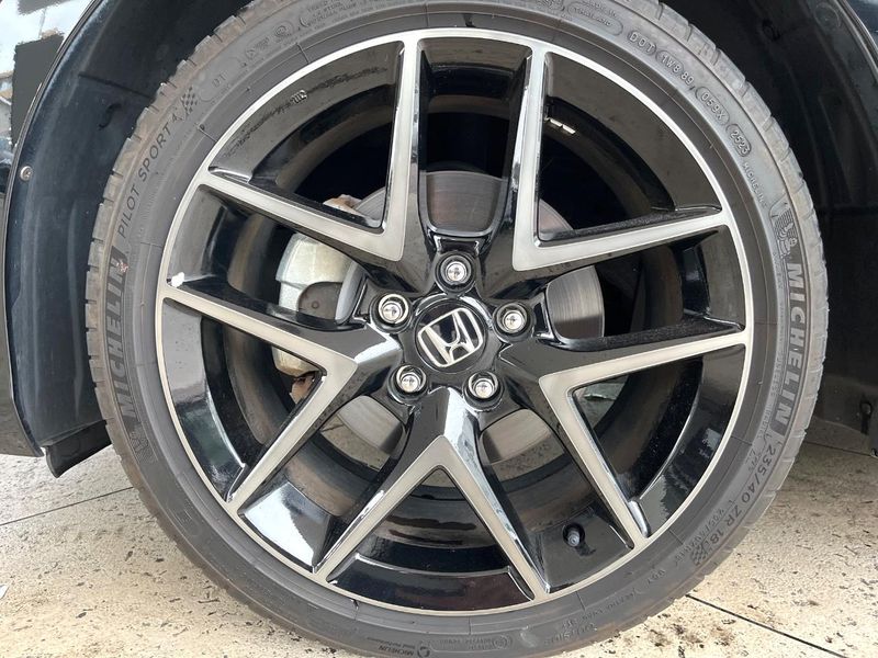 2023 Honda Civic 6AA-FL4 (UW-6a9b8786613f0)[14]
