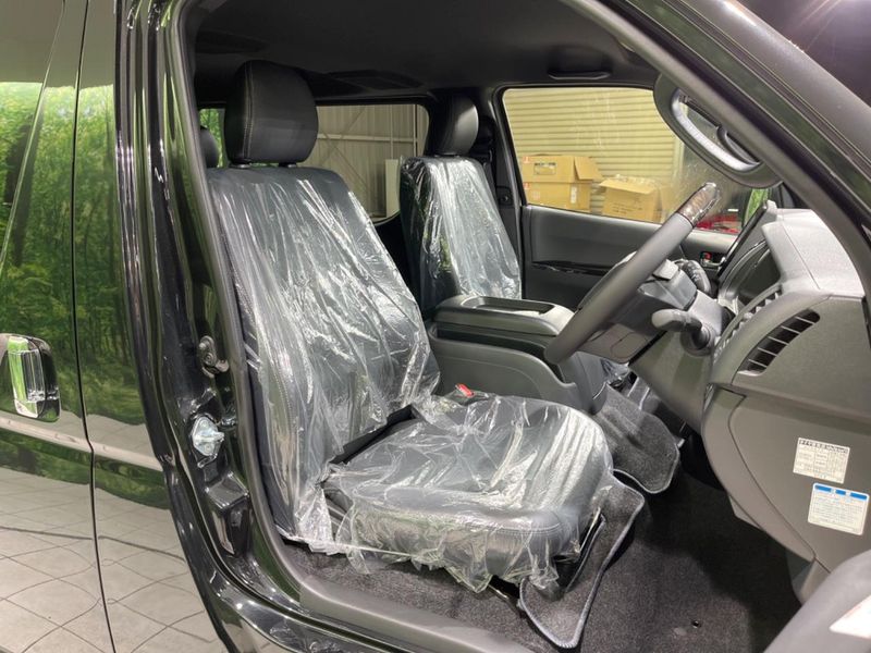 2026 Toyota Hiace Van 3DF-GDH201V (UW-6a9b87967ee62)[6]