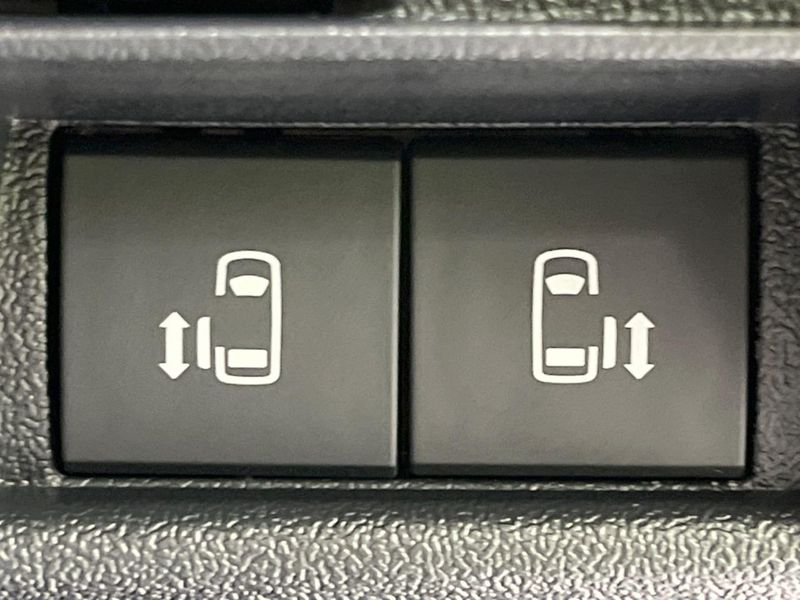 2026 Toyota Hiace Van 3DF-GDH201V (UW-6a9b87967ee62)[21]