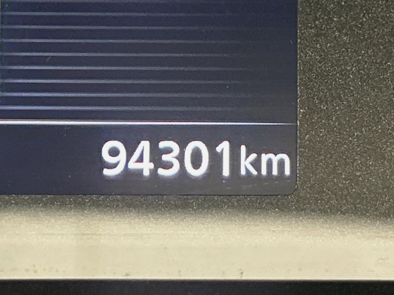 2017 Nissan Serena DAA-GFC27 (UW-6a9b879f14f52)[2]