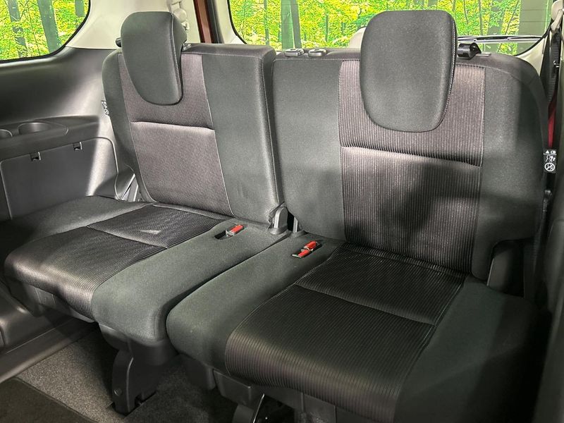 2017 Nissan Serena DAA-GFNC27 (UW-6a9b87b10ad65)[11]
