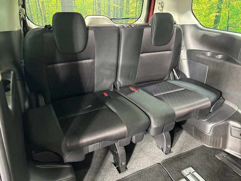 2017 Nissan Serena DAA-GFNC27 (UW-6a9b87b10ad65)[10]
