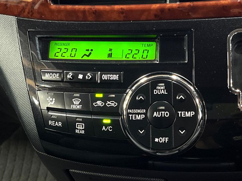 2014 Toyota Estima DBA-GSR50W (UW-6a9b87c990657)[29]