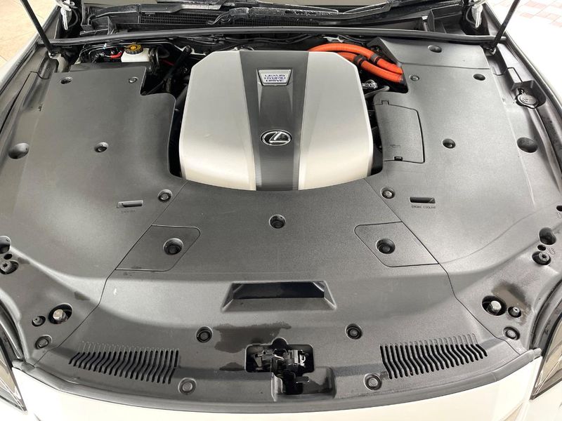 2017 Lexus LS DAA-GVF55 (UW-6a9b87d9b335f)[4]