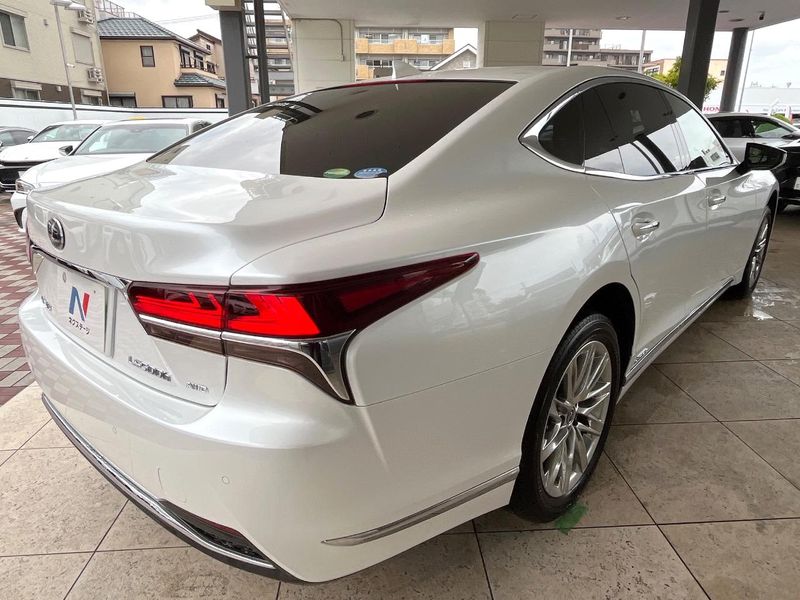 2017 Lexus LS DAA-GVF55 (UW-6a9b87d9b335f)[10]