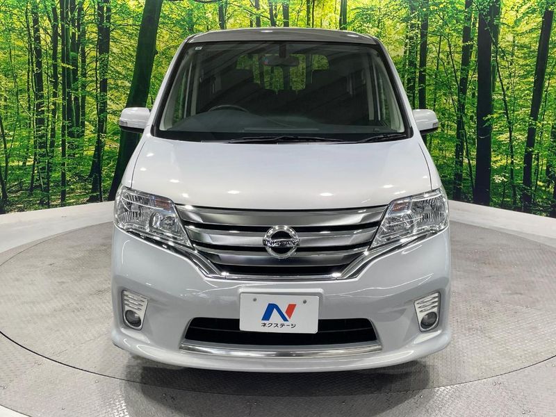 2013 Nissan Serena DAA-HFC26 (UW-6a9b87fa3137c)[19]